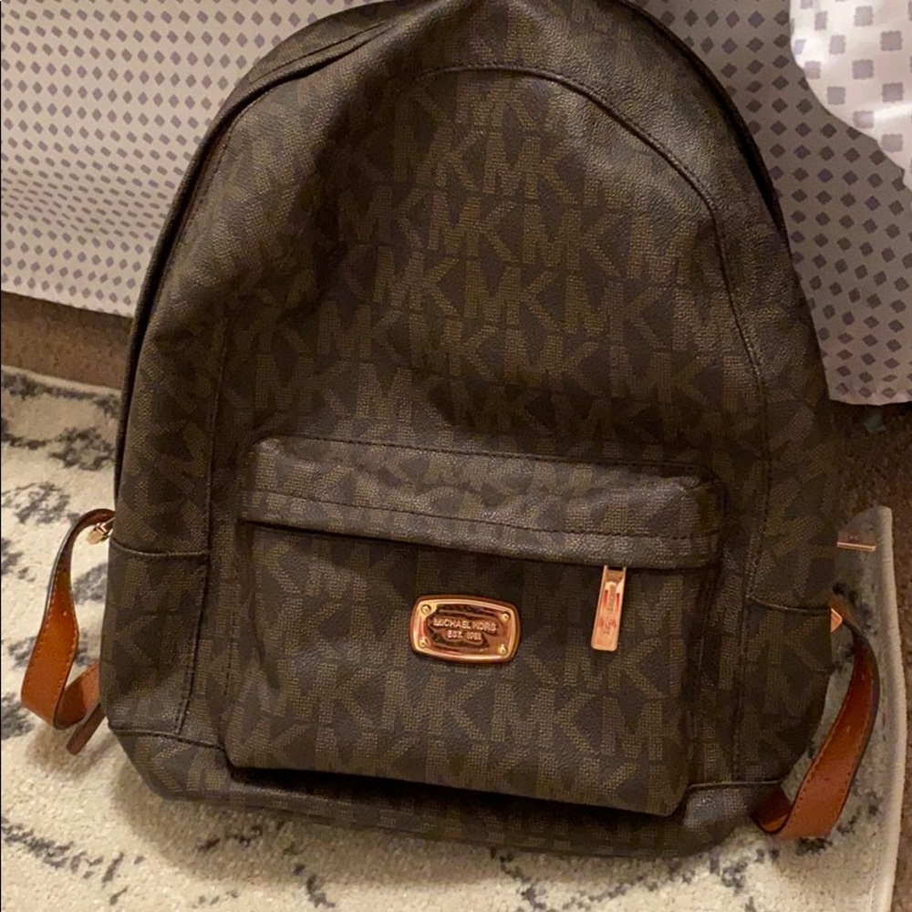 Backpack - Picture 5 of 5